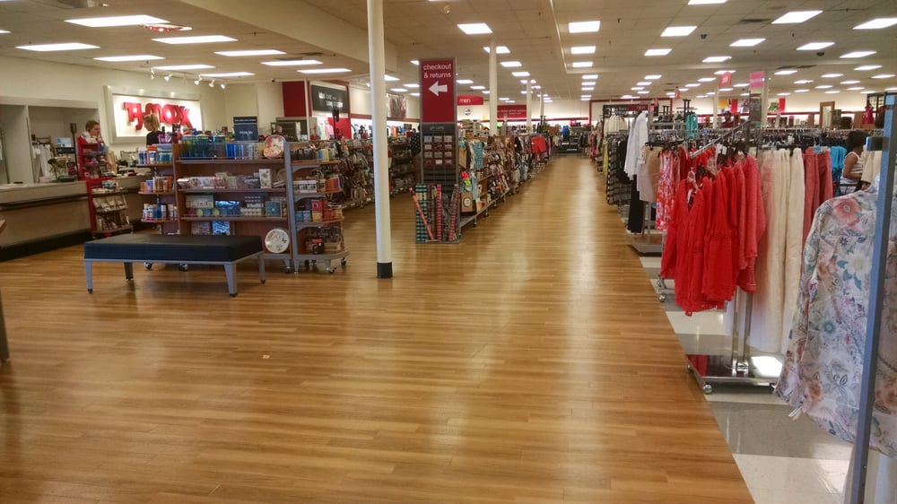 T J Maxx Department Stores 638 Northgate Mall, Chattanooga, TN