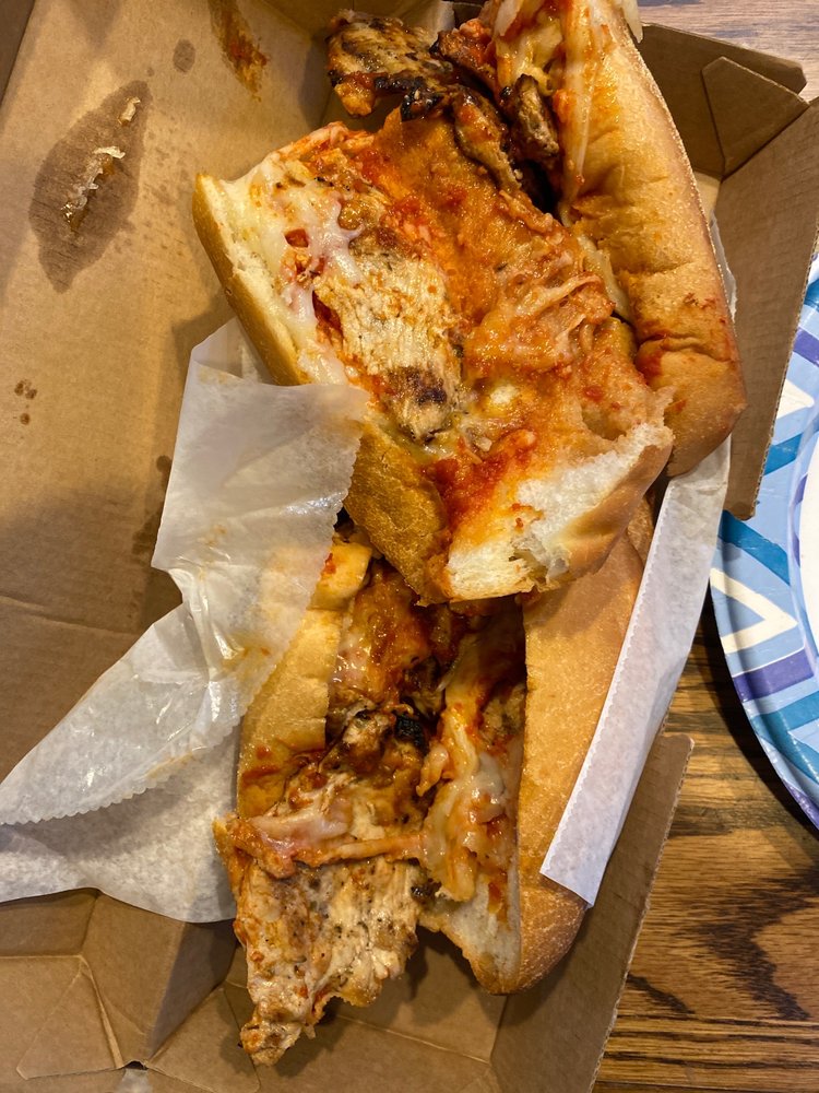 Lia's Pizzeria - Oceanside