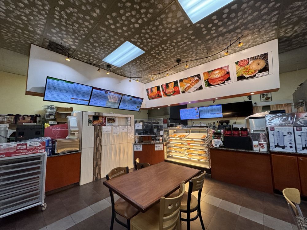 Fresh U Order Bakery & Cafe