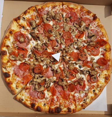 Gio S Pizza 83 Photos 189 Reviews Pizza 2700 Yulupa