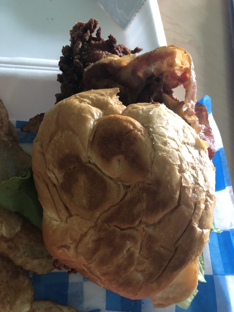 3T's Chicken and Shakes