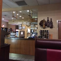 Oasis Restaurant 11 Photos 28 Reviews Pizza 782 Pine St Photo Of Oasis Restaurant Bristol Ct United States Nicely Decorated Bar With