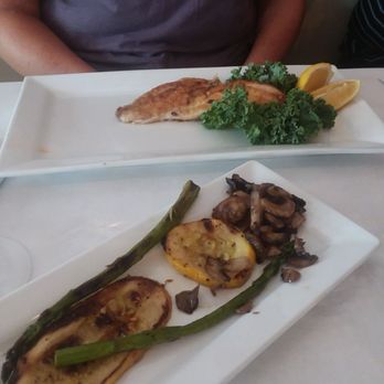 Fifi S Seafood Restaurant Order Food Online 307 Photos 305 Photo Of Fifi S Seafood Restaurant Miami Beach Fl United States Catch
