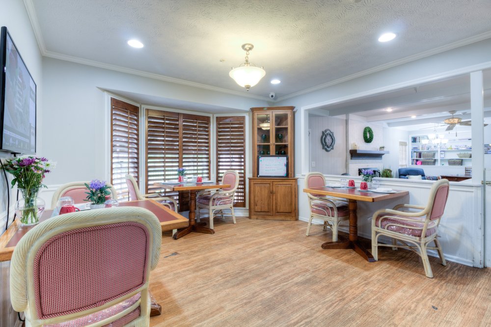 Milton Senior Living Personal Care Services 17210 Birmingham Hwy