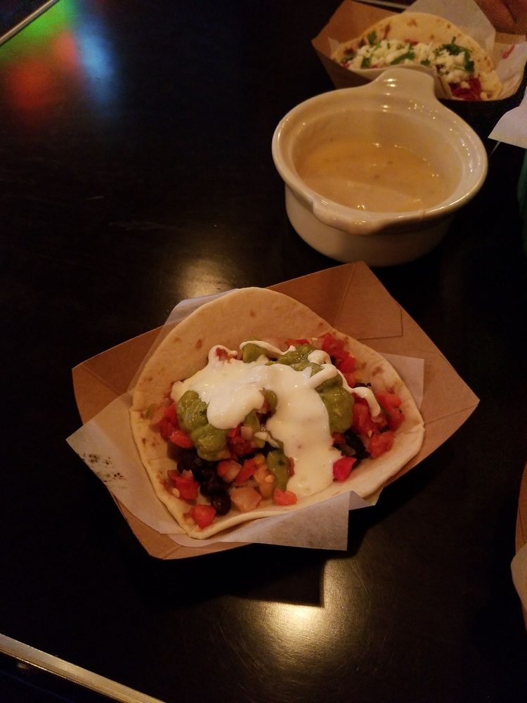 Vinyl Taco 36 Photos & 27 Reviews Mexican 1970 S Columbia Rd