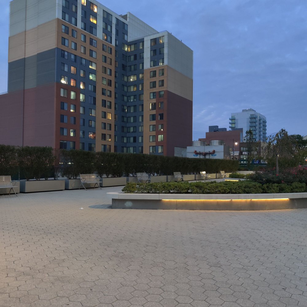 Flushing Commons