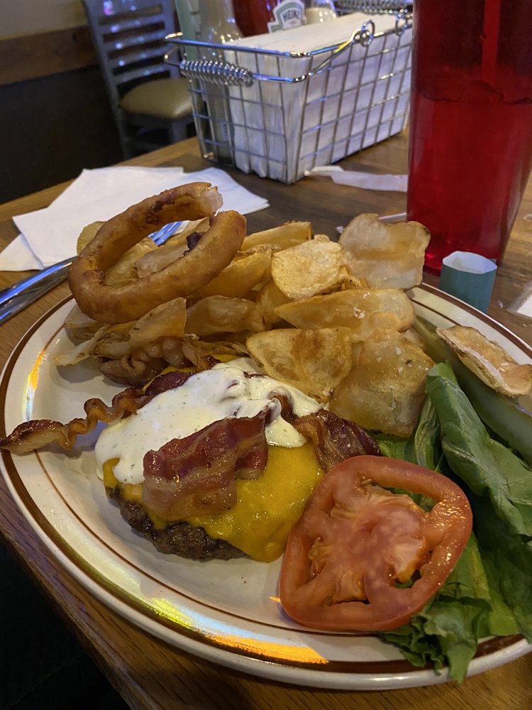 Shenanigans Sports Bar & Grill