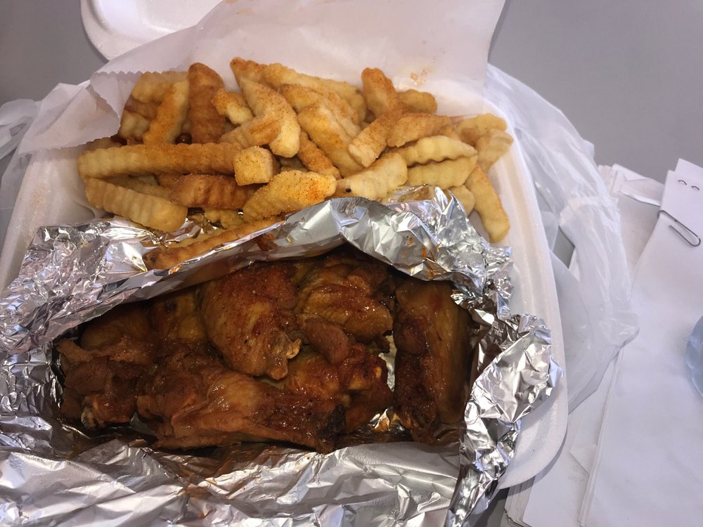 Uptown Wings & Grill Chicken Wings 1409 S Elm Eugene St, Greensboro