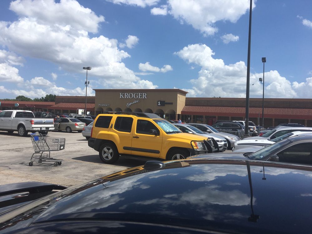 Kroger Grocery 313 E Pioneer Pkwy, Grand Prairie, TX Phone Number