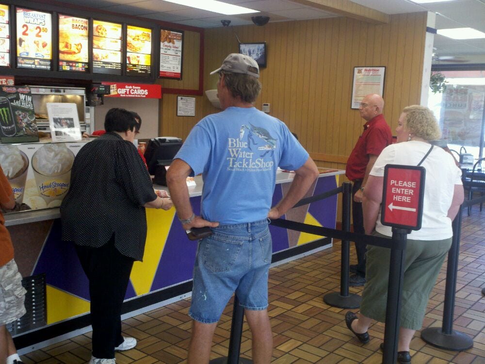 Hardee’s Fast Food 6302 Lakeside Ave, Richmond, VA Restaurant