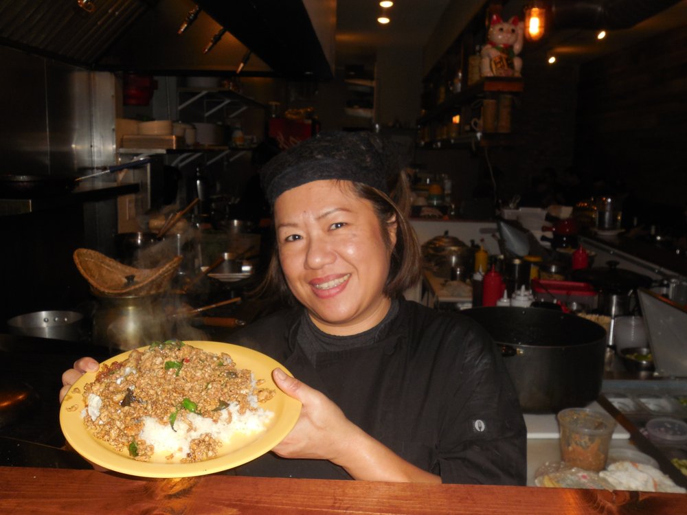 JJ Thai Street Food 403 Photos & 279 Reviews Thai 1715 W Chicago