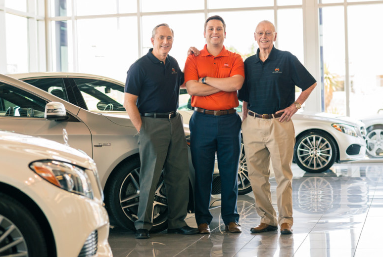 Hoy Volkswagen 19 Photos & 11 Reviews Car Dealers 1122 Airway