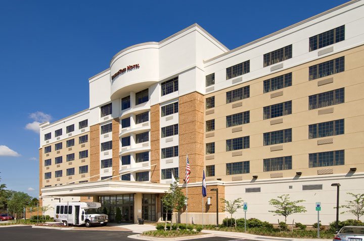 Doubletree By Hilton Hotel Sterling Dulles Airport 42 Photos Comment From Anna L Of Doubletree By Hilton Hotel Sterling Dulles Airport Business Owner