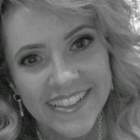 Stephannie H.'s Review